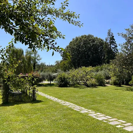 Farm stay All'ombra Del Tiglio Pistoia